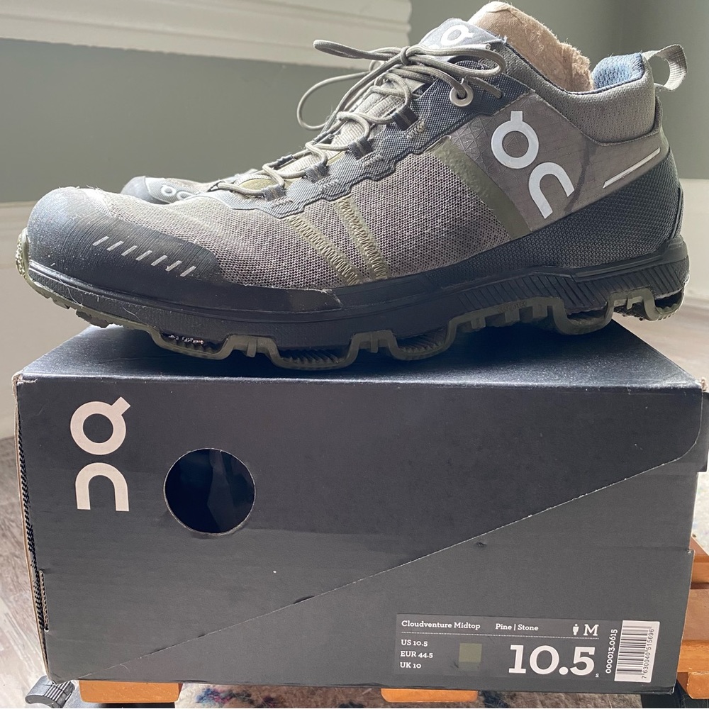 On Running Men’s 10.5 Cloudventure Midtop - Pine